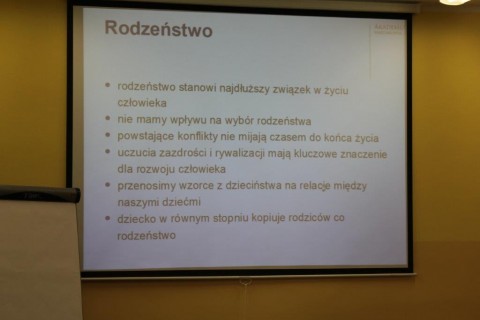 Jak brat z siostrą czy pies z kotem? - o relacjach między rodzeństwem