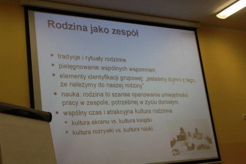 Jak brat z siostrą czy pies z kotem? - o relacjach między rodzeństwem