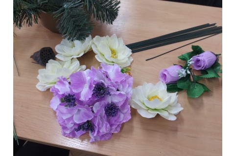Warsztaty florystyczne dla seniorów - kompozycje na groby