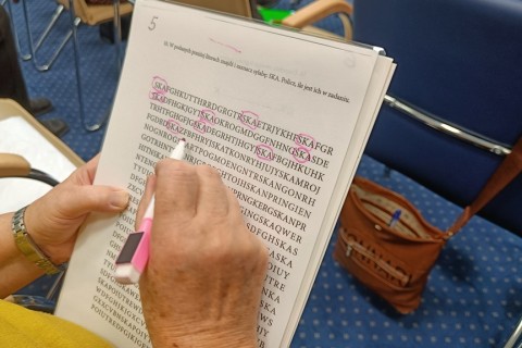 Ćwiczenia pamięci i koncentracji seniorów
