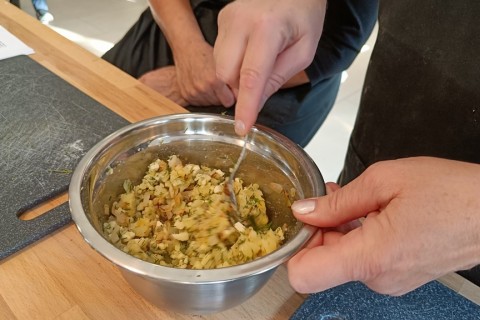 Warsztaty kulinarne dla seniorów - pierogi świata