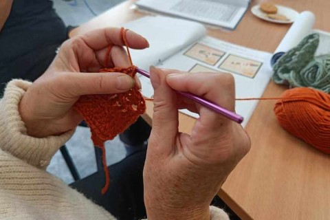 Warsztaty szydełkowania dla seniorów