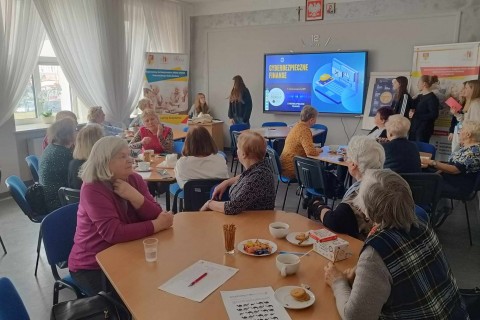 Czwartkowe spotkania Seniorów przy kawie i herbacie