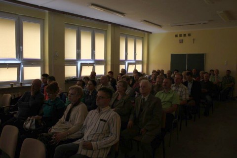 Projekcja filmu „Idealna Fala”