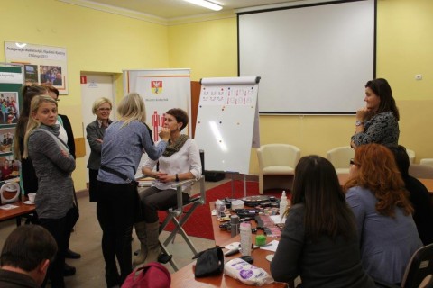 WARSZTATY WIZAŻU I MAKIJAŻU