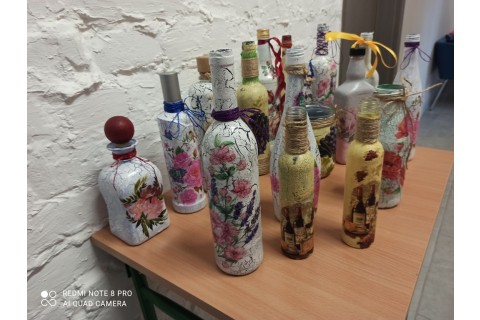 Warsztaty decoupage dla początkujących „Spękania na szklanej butelce