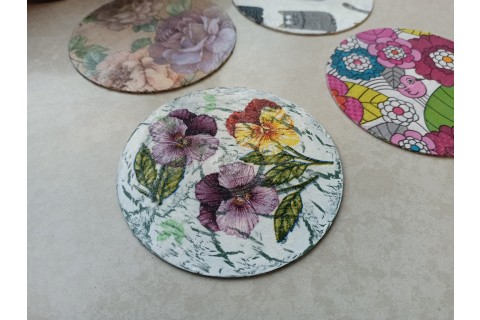 Warsztaty decoupage - podkładki z płyt CD