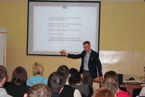 Sztuka wychowania chłopca. Wychowanie przez ryzyko.