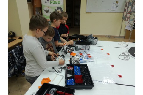 Warsztaty z robotyki dla dzieci 4