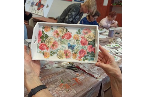 Warsztaty decoupage dla seniora - taca