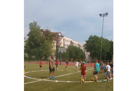 ZAJĘCIA SPORTOWE DLA DZIECI KLAS I - IV