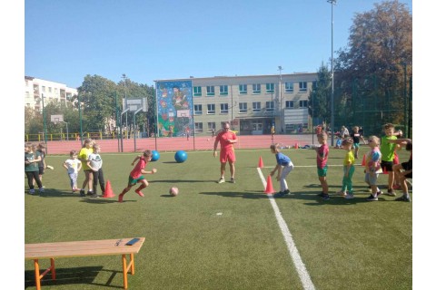 ZAJĘCIA SPORTOWE DLA DZIECI KLAS I - IV