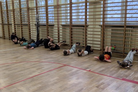 ZAJĘCIA SPORTOWE DLA DZIECI KLAS I - III