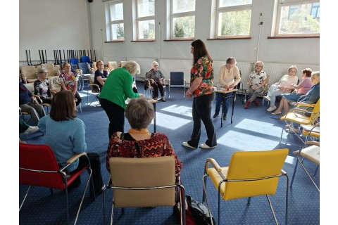 Trening pamięci i koncentracji seniorów na wesoło