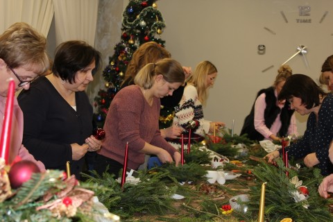 Warsztaty florystyczne - stroik świąteczny